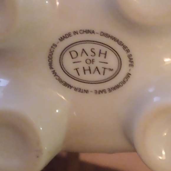 Teapot. Lucky Elephant. Ceramic Porcelain. Small/Medium. White. - Picture 4 of 7